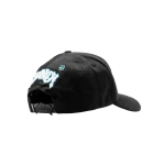 Gorra Dandy Hats Initial D negra con bordado D en relieve 3D, vista lateral