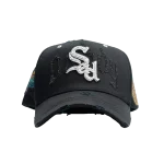 Gorra Dandy Hats Psicodélica Sad Boyz II negra con bordado 3D psicodélico, vista frontal