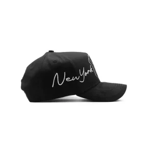 Gorra Dandy Hats NY Skeleton negra con gráfico NY Skeleton en relieve 3D de alta densidad, vista lateral