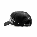 Gorra Dandy Hats Fuerza Crystals negra con cristales y bordado 3D de alta fijación, vista lateral