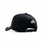 Gorra Dandy Red Logo Racing Hat negra con logo rojo bordado en relieve 3D, vista trasera