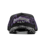 Gorra Dandy Hats La Dandy Club Hat negra con insignia de club bordada en relieve 3D, vista frontal