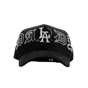 Gorra Dandy Hats LA Crystal Black Hat negra con logo LA tipo crystal en relieve 3D, vista frontal